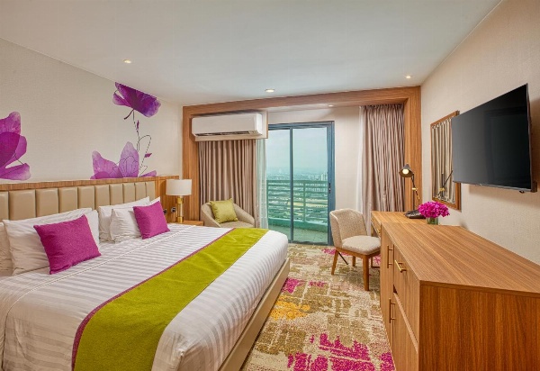 Eastwood Richmonde Hotel image 2